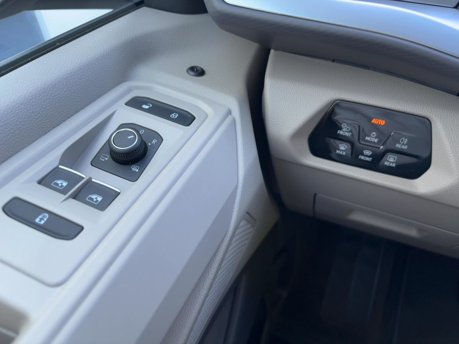 Volkswagen Multivan Langversion – Bild 17