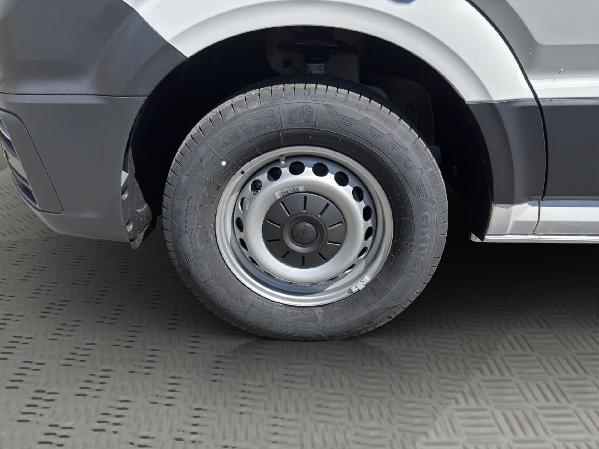 Volkswagen Crafter Kasten mittlerer Radstand