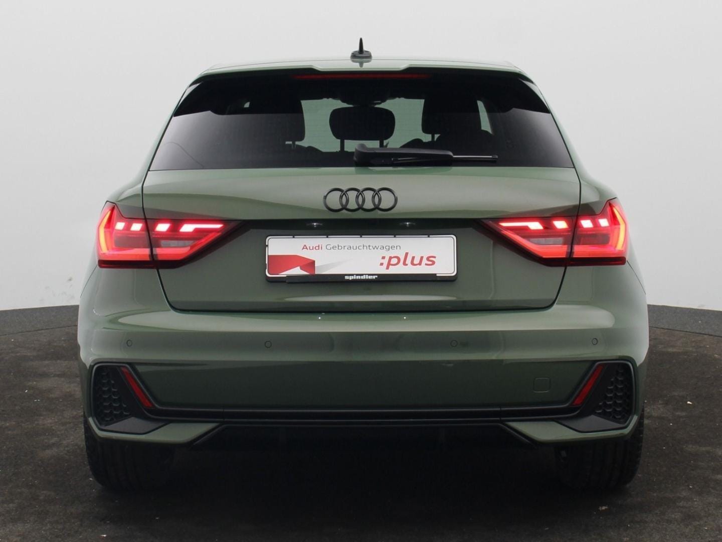 Bild über Audi A1 Sportback S line 35 TFSI S tronic - für weitere Informationen kontaktieren Sie den Audi Partner