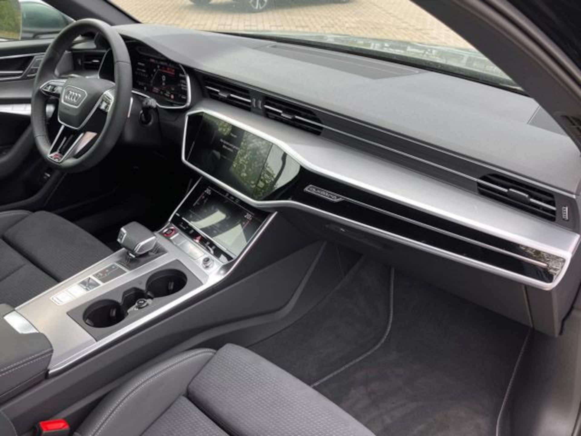 Audi S6 Avant