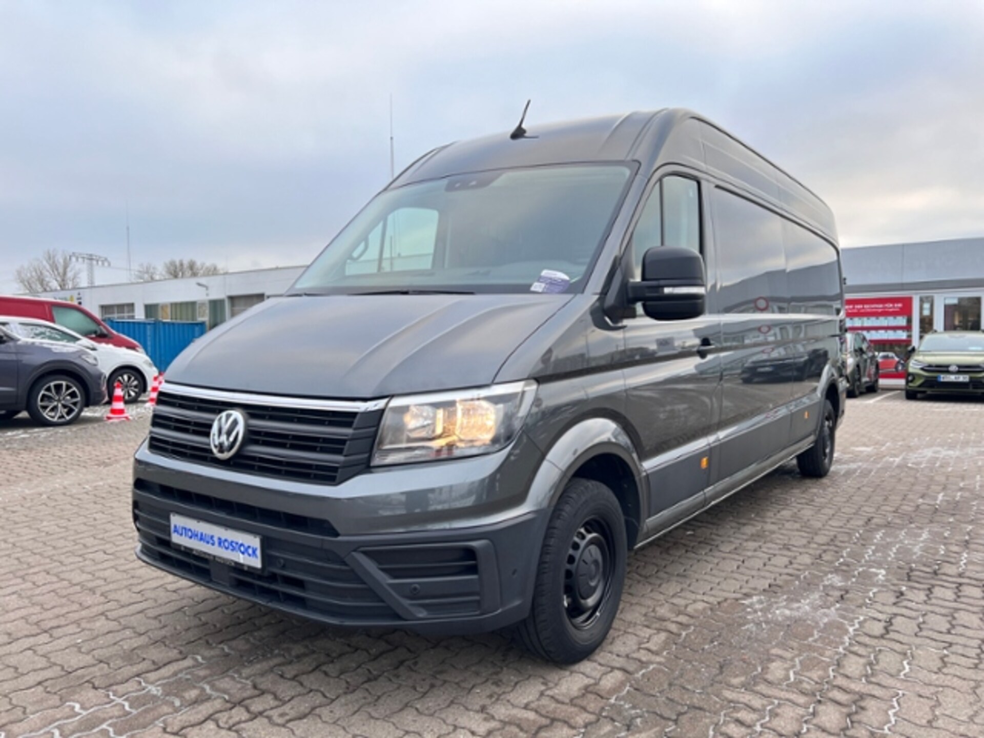 Volkswagen Crafter Kasten langer Radstand