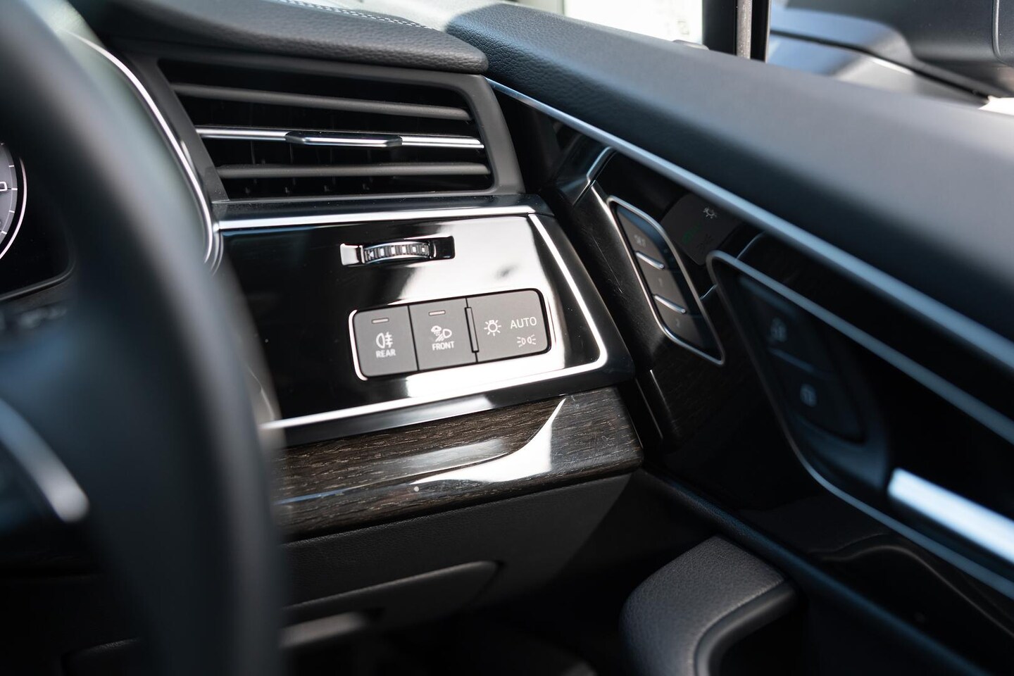 Image about Audi Q7 45 TFSI quattro tiptronic