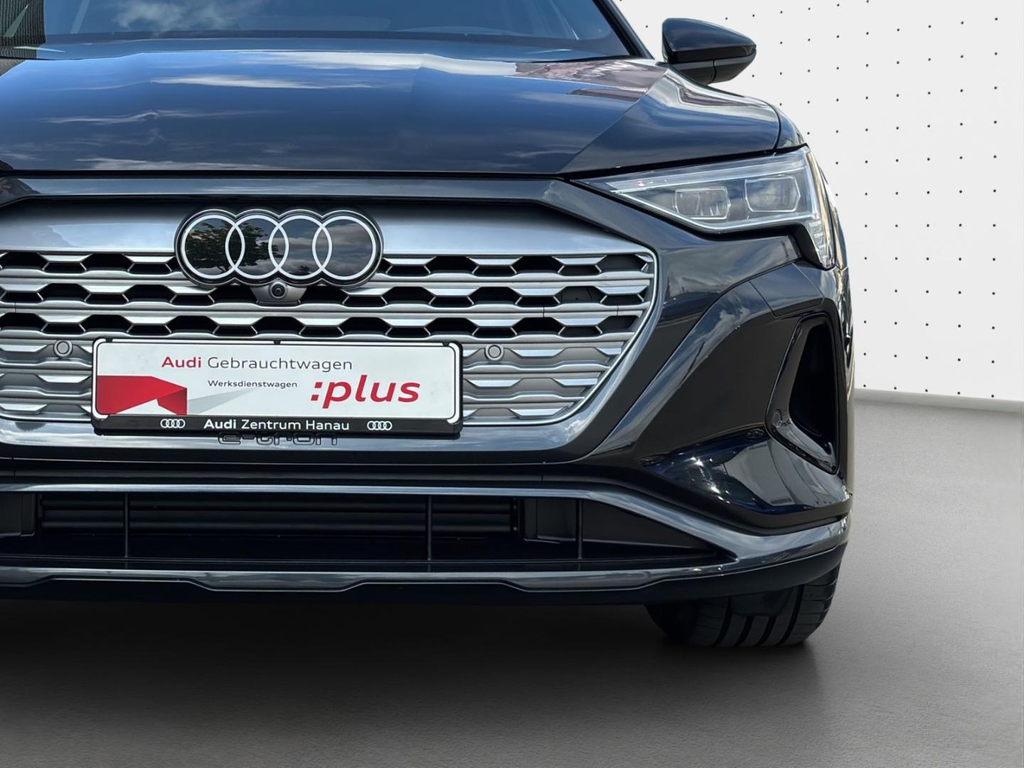 Image about Audi Q8 Sportback e-tron advanced 55 e-tron quattro