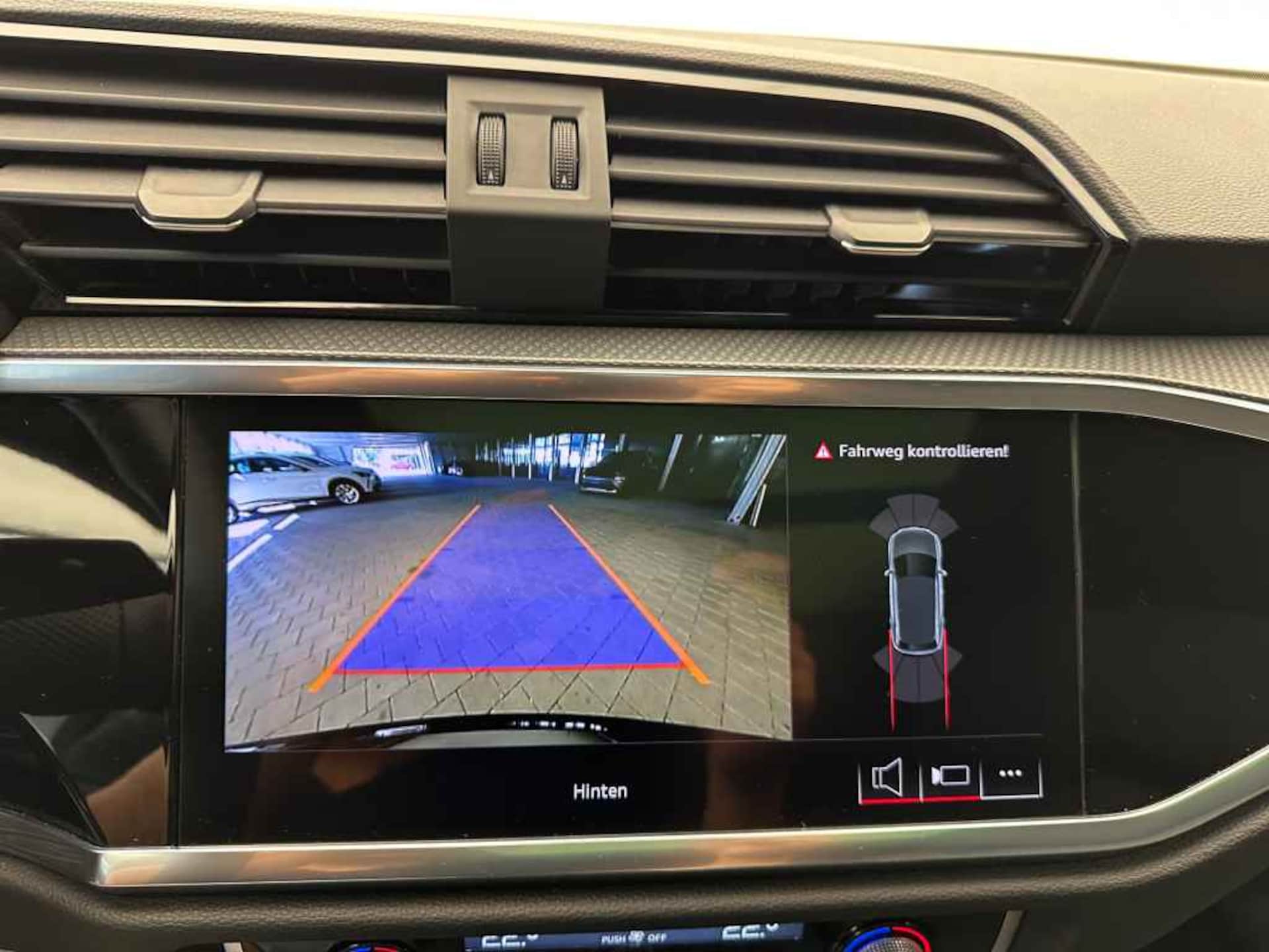 Audi Q3 SUV S line