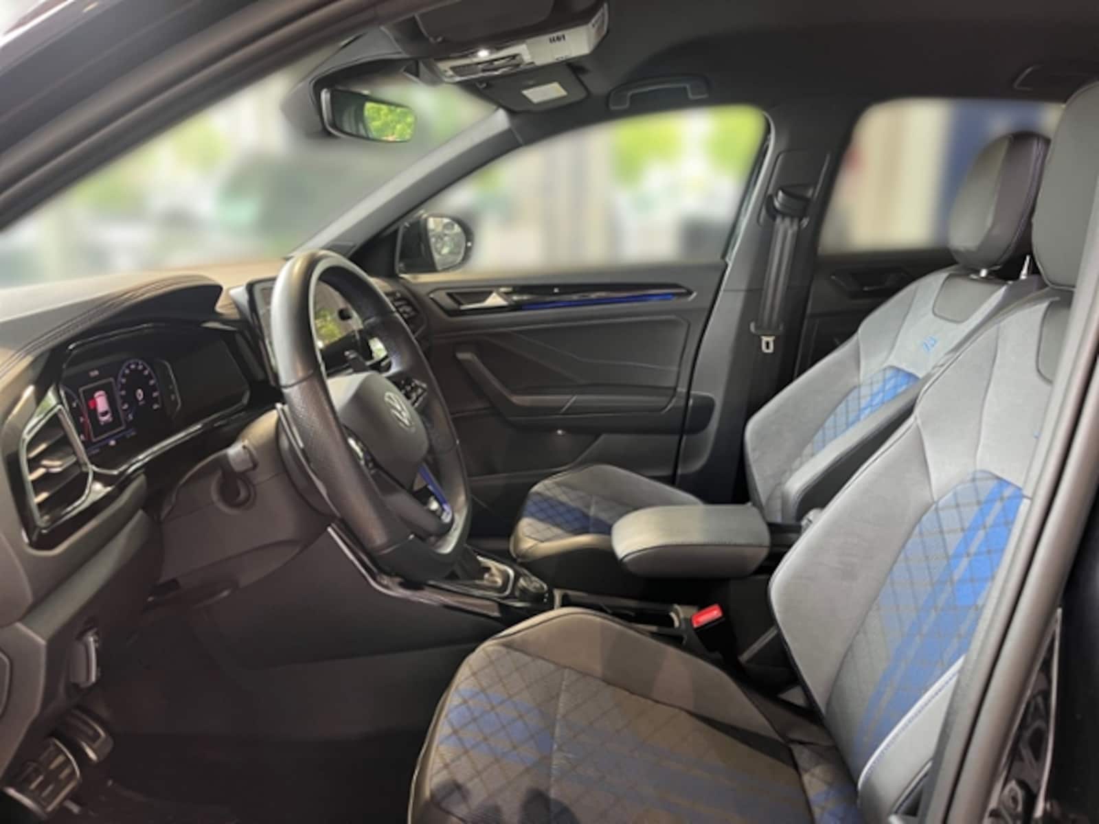 Volkswagen T-Roc – Bild 11