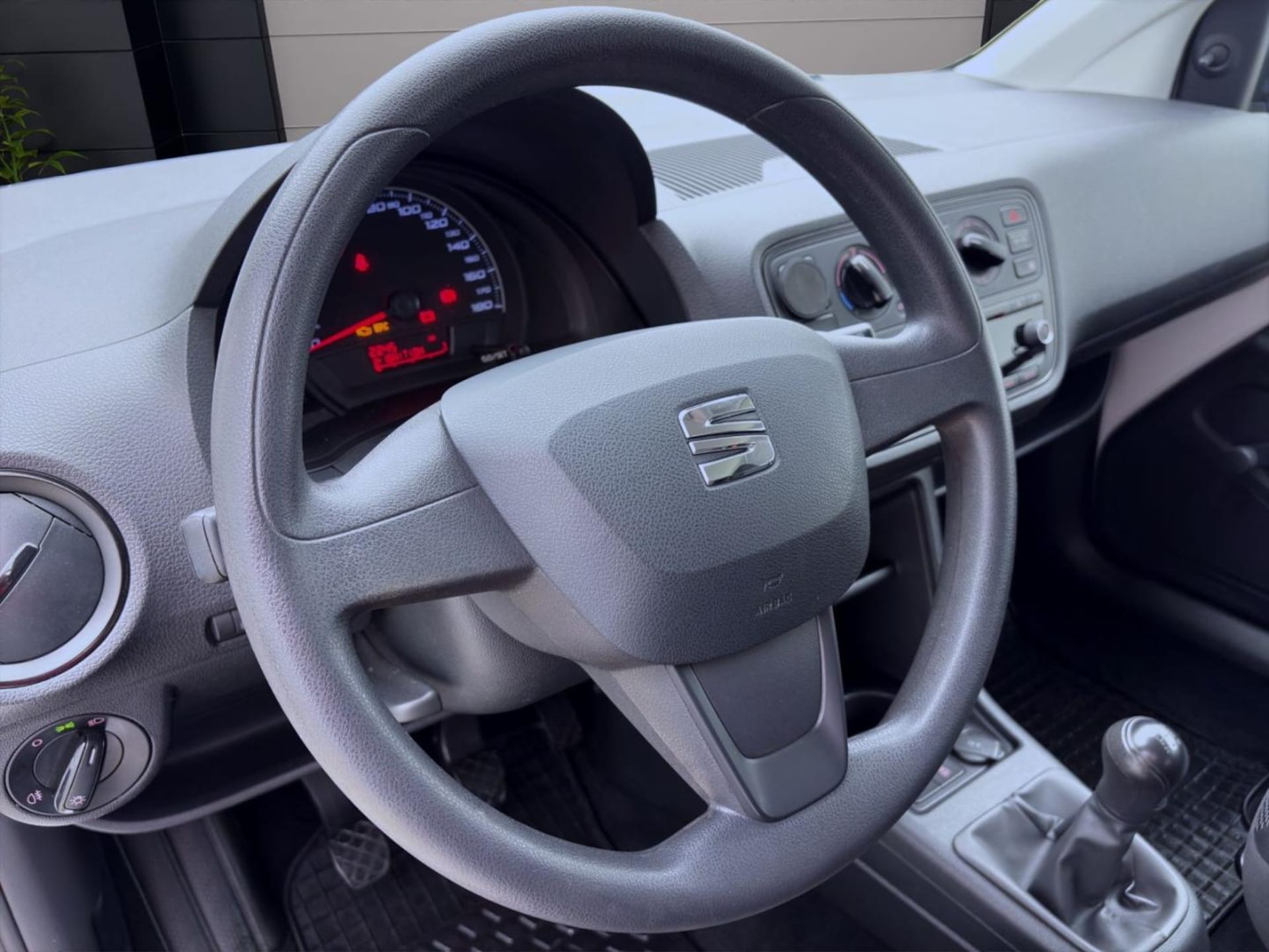 SEAT Mii Reference