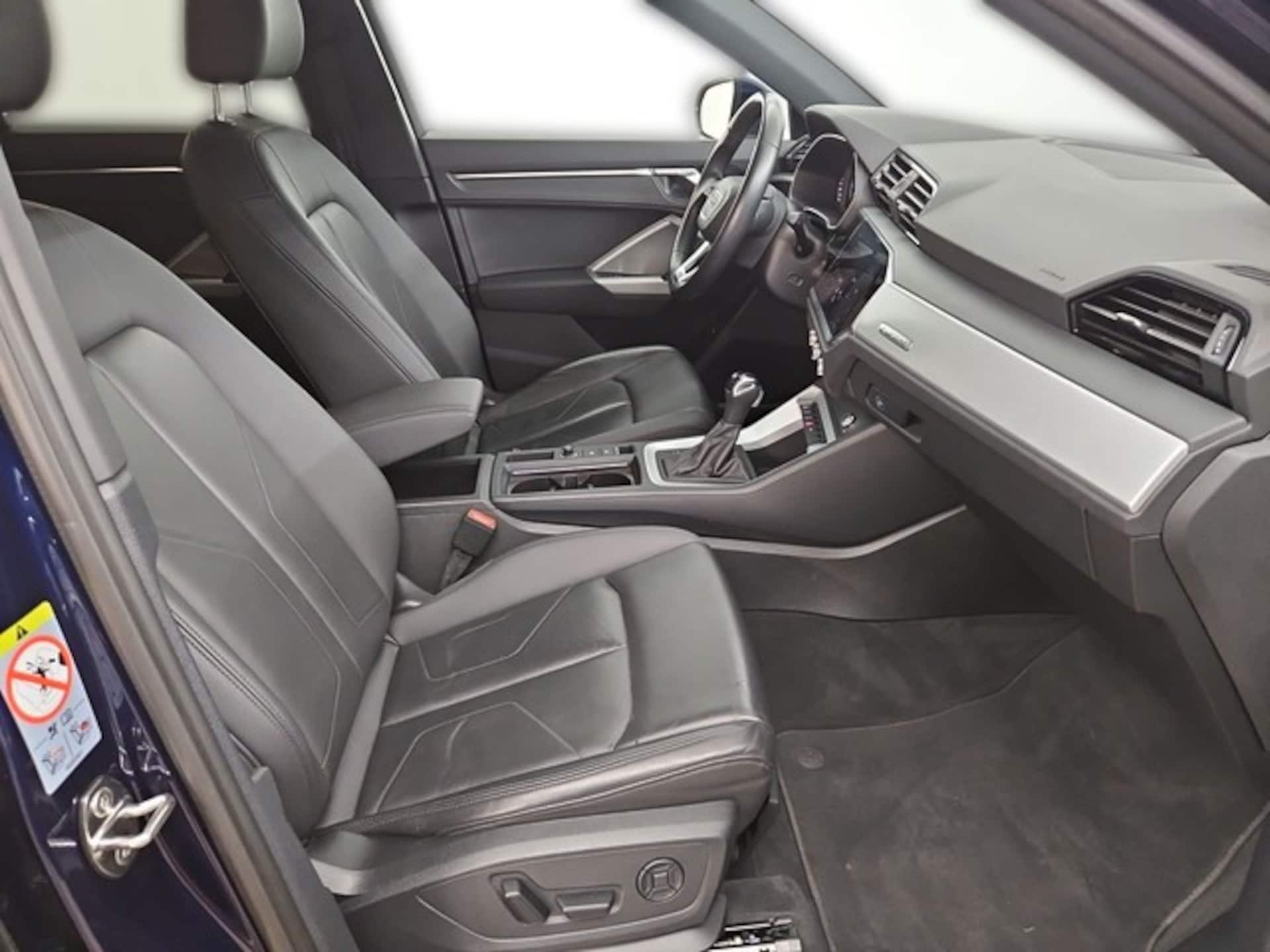 Audi Q3 SUV S line