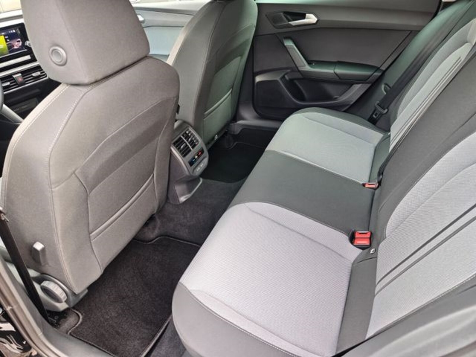 SEAT Leon – Bild 11