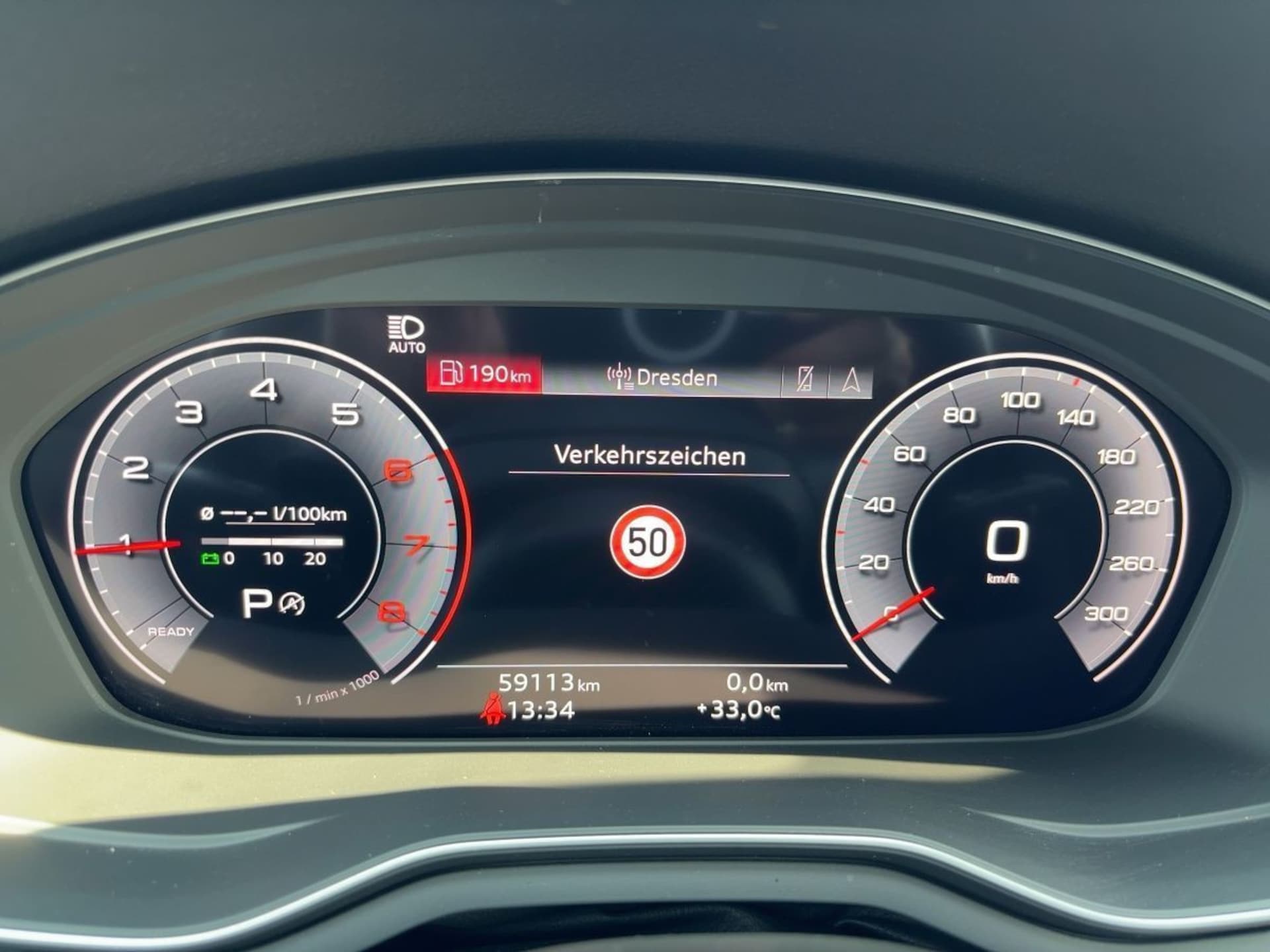 Audi A4 Avant S line