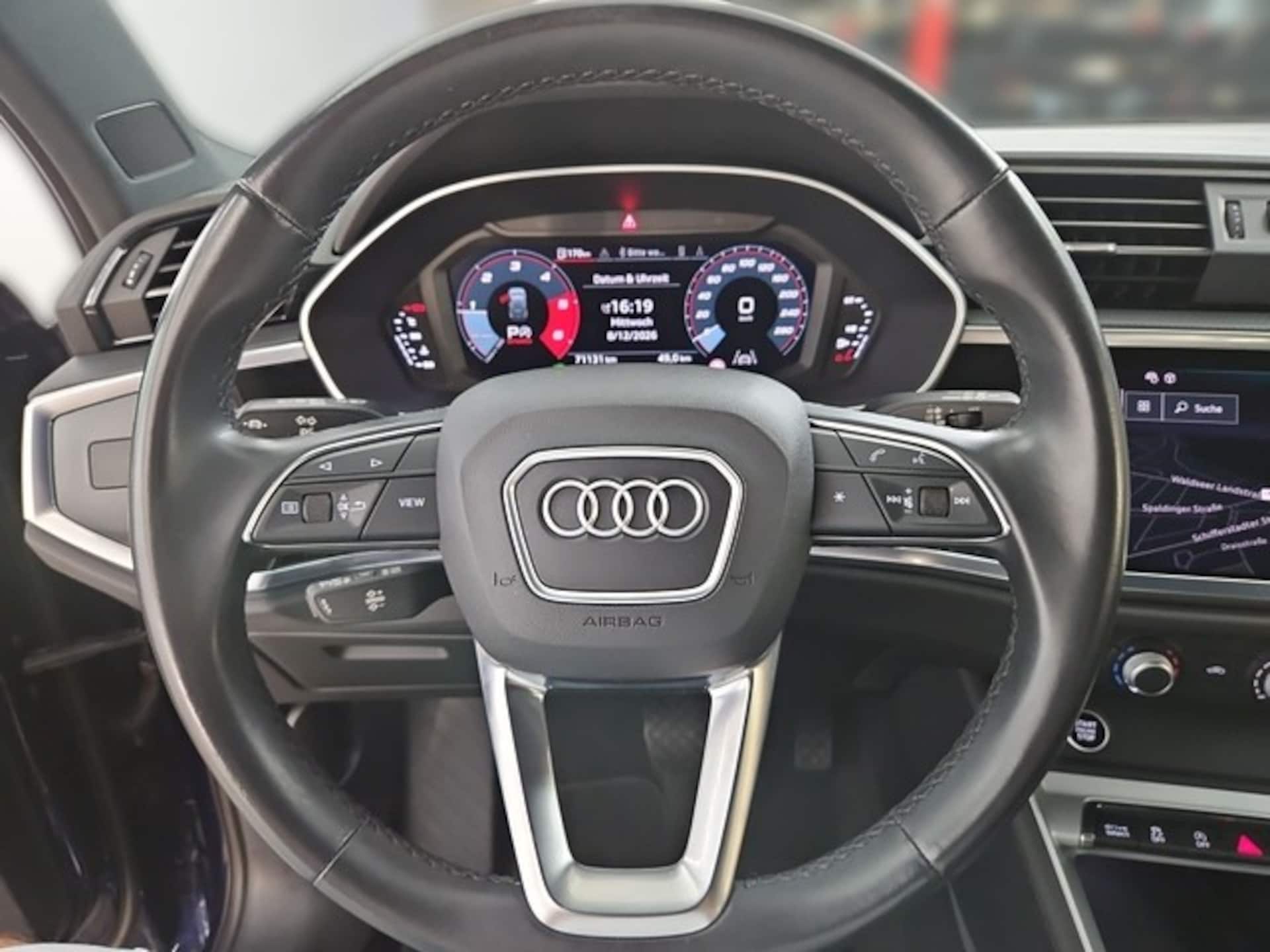 Audi Q3 SUV S line