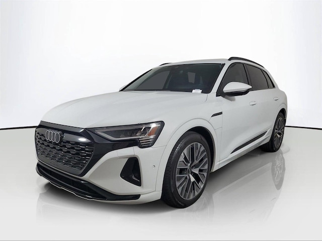 2024 Audi Q8 e-tron