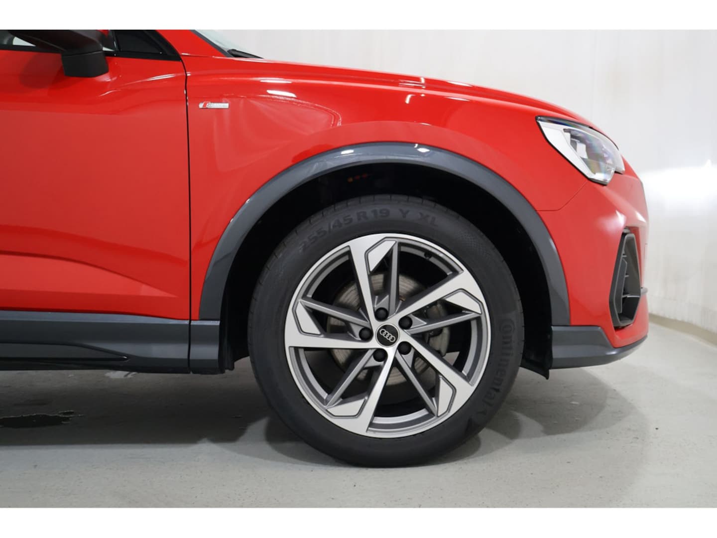 Bild über Audi Q3 Sportback S line 35 TFSI S tronic - für weitere Informationen kontaktieren Sie den Audi Partner