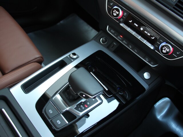 Image about Audi Q5 Sportback 40 TDI quattro advanced 150(204) kW(PS) S tronic