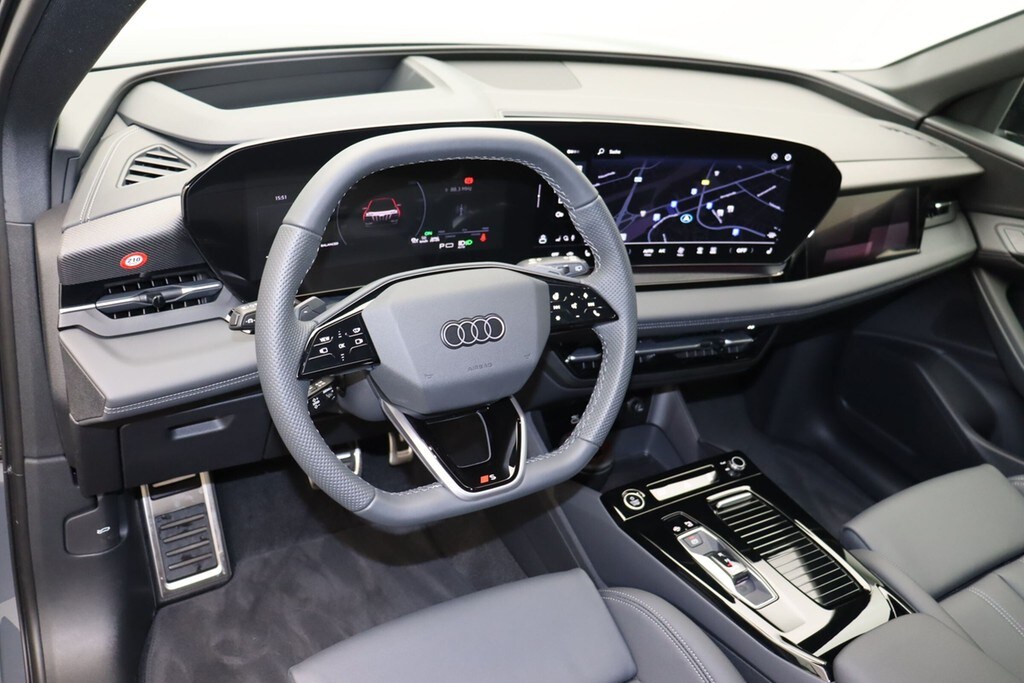 Audi Q6 SUV e-tron