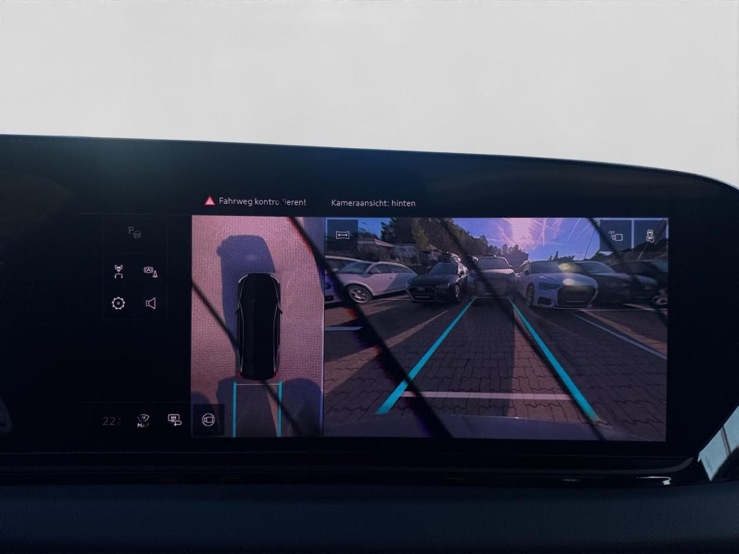 Bild über Audi A6 Avant e-tron e-tron performance - für weitere Informationen kontaktieren Sie den Audi Partner