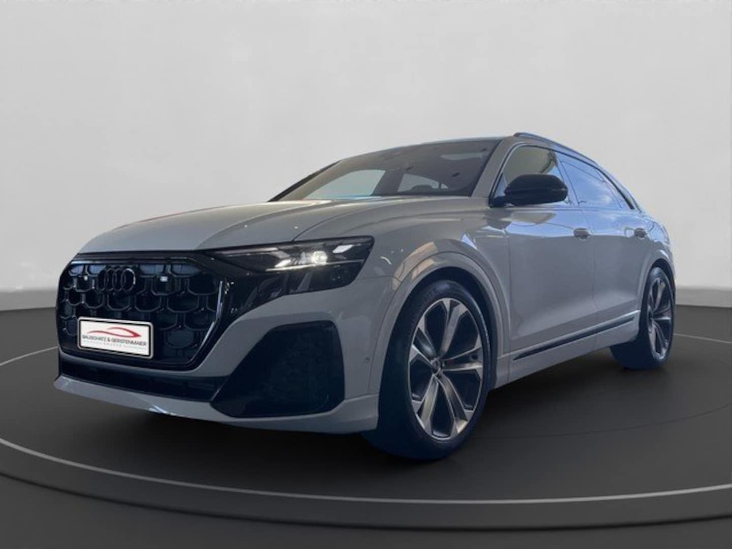Bild über Audi Q8 SUV 50 TDI quattro tiptronic - für weitere Informationen kontaktieren Sie den Audi Partner