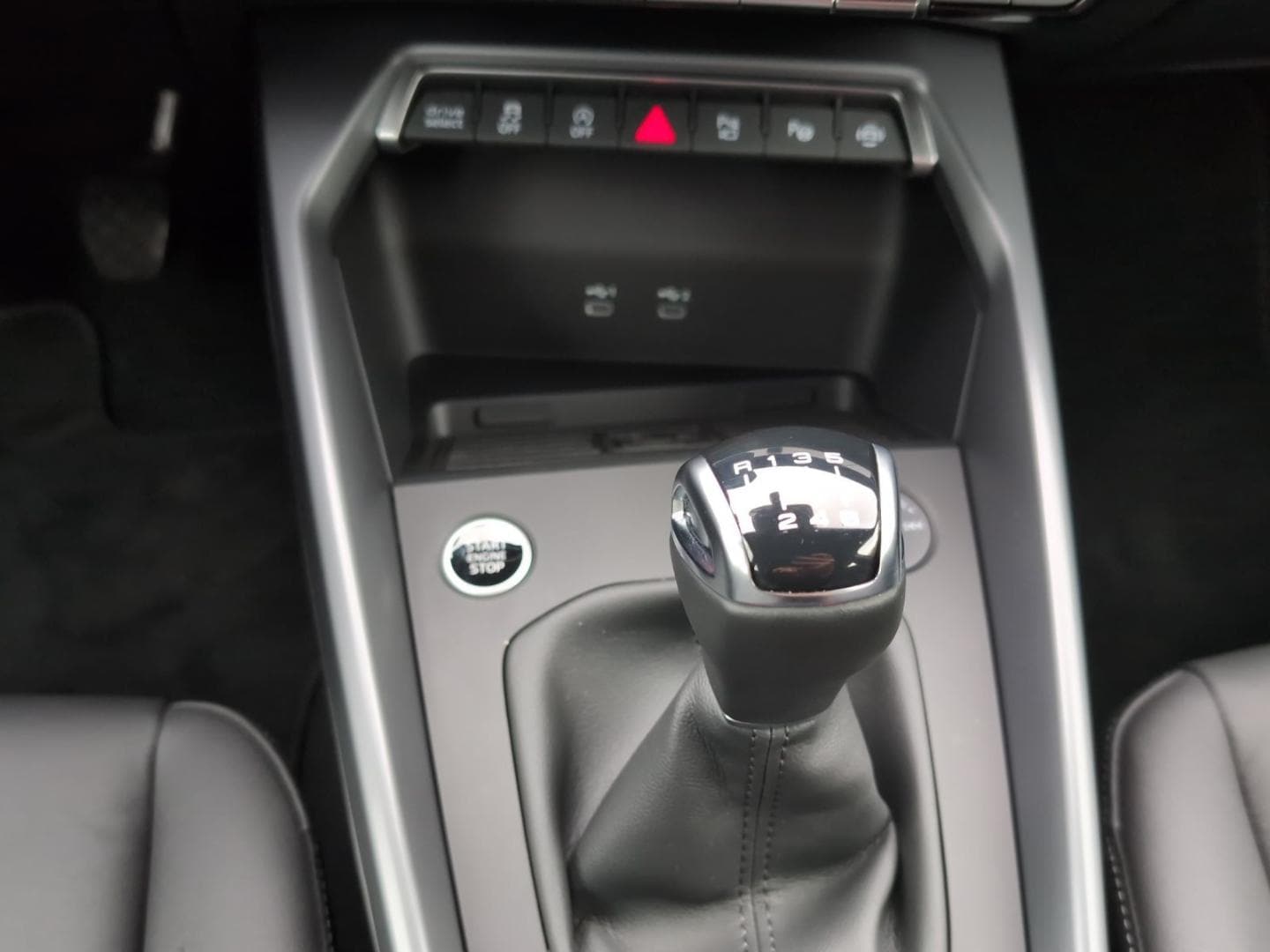 Bild über Audi A3 allstreet TFSI Schaltgetriebe - für weitere Informationen kontaktieren Sie den Audi Partner