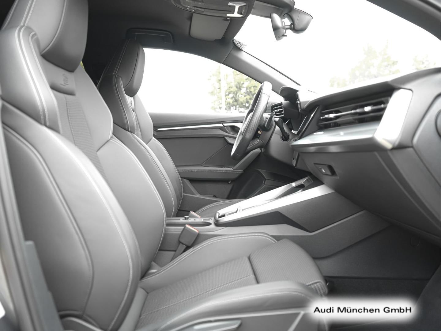 Bild über Audi S3 Sportback TFSI quattro S tronic - für weitere Informationen kontaktieren Sie den Audi Partner