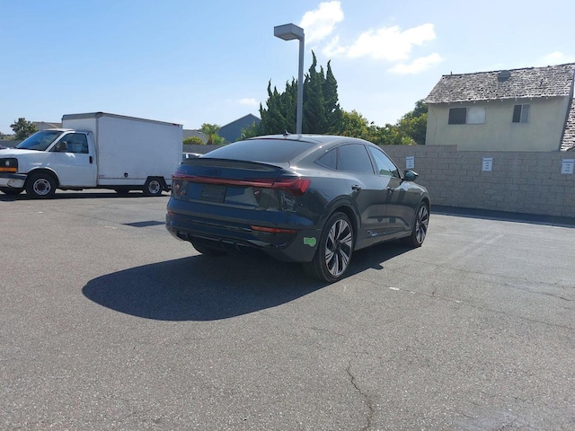 2024 Audi Q8 Sportback e-tron