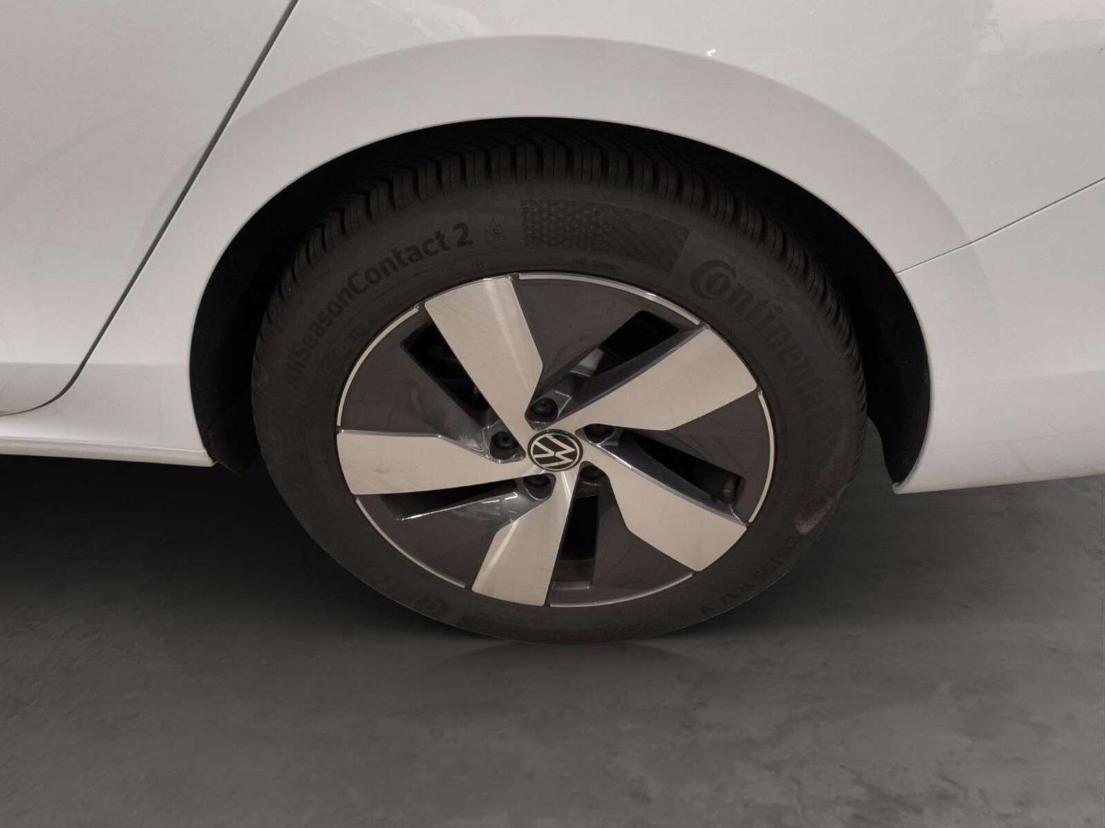 Volkswagen Passat – Bild 9