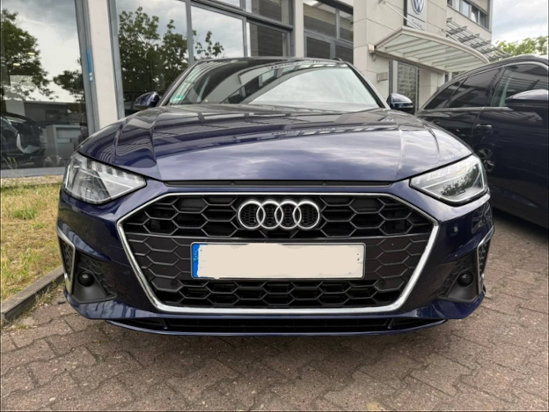 Audi A4 Avant S line