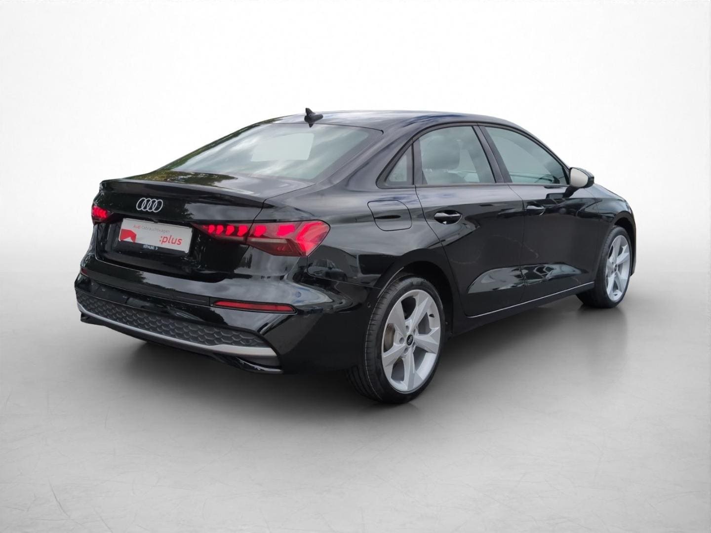 Bild über Audi A3 Limousine TFSI 110 kW S tronic - für weitere Informationen kontaktieren Sie den Audi Partner
