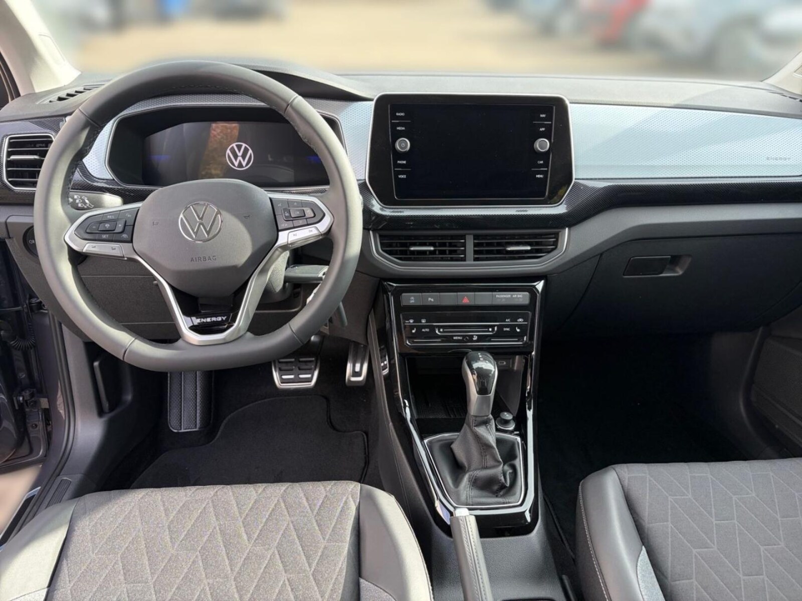 Volkswagen T-Cross – Bild 11