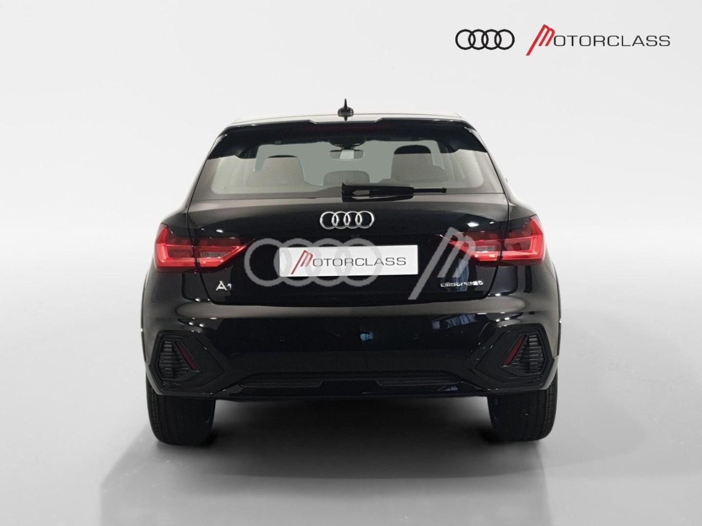 Immagine di Audi A1 allstreet Identity Contrast 30 TFSI 85 kW (116 CV) 6-marce - Vista: for more details contact your dealer