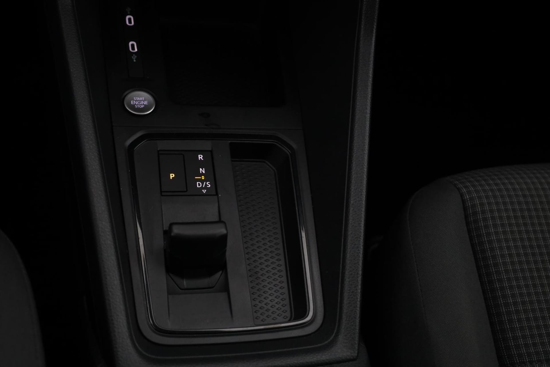 Volkswagen Caddy Basis-Modell