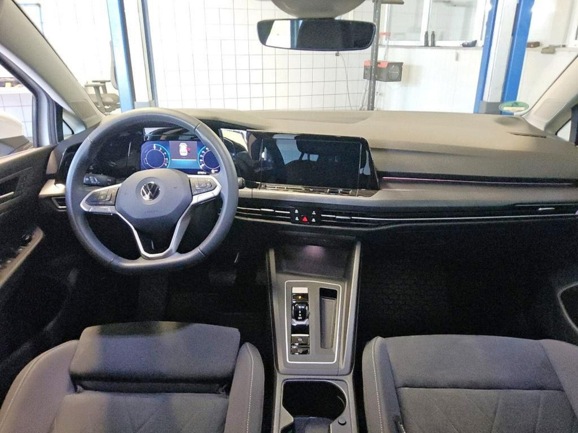 Volkswagen Golf Style