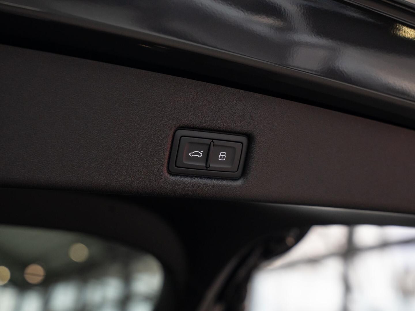 Bild über Audi Q5 Sportback TDI quattro 150 kW S tronic - für weitere Informationen kontaktieren Sie den Audi Partner