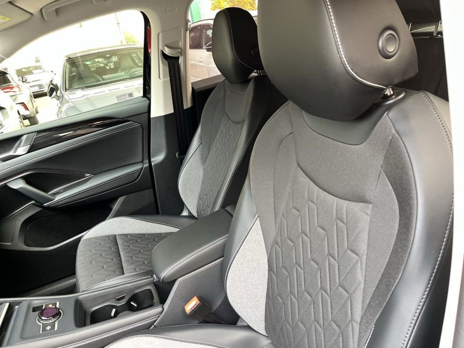 Volkswagen Tiguan – Bild 18