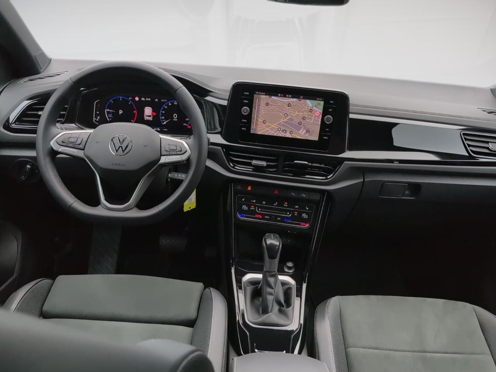 Volkswagen T-Roc – Bild 11