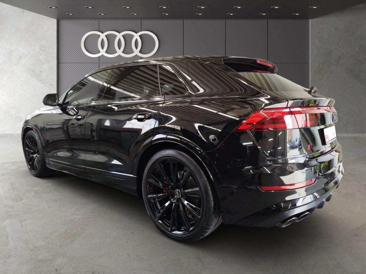 Bild über Audi SQ8 SUV TFSI quattro tiptronic - für weitere Informationen kontaktieren Sie den Audi Partner