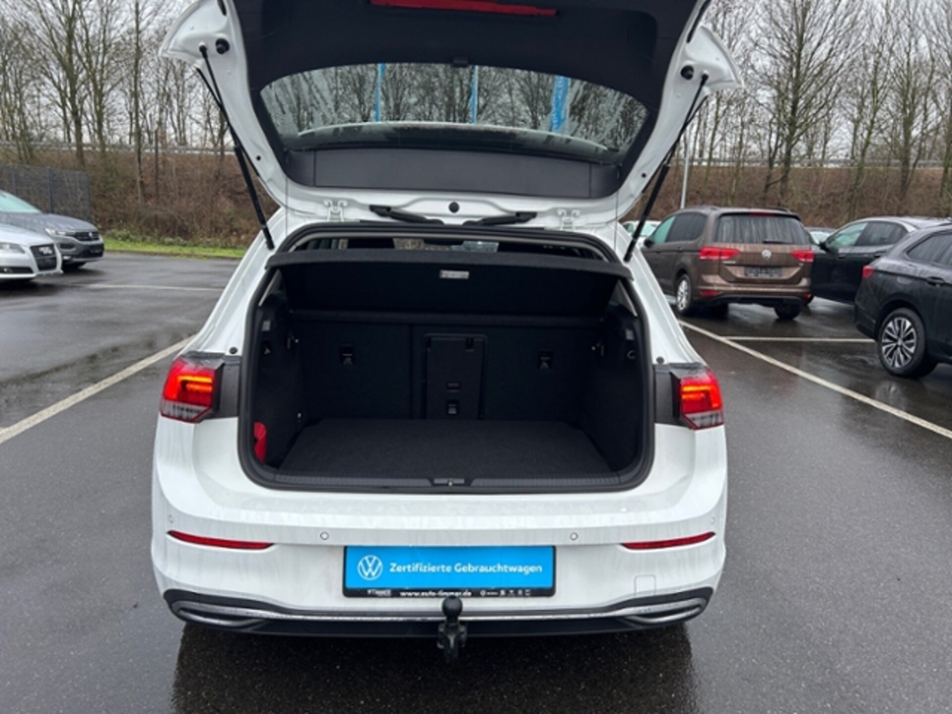 Volkswagen Golf Active