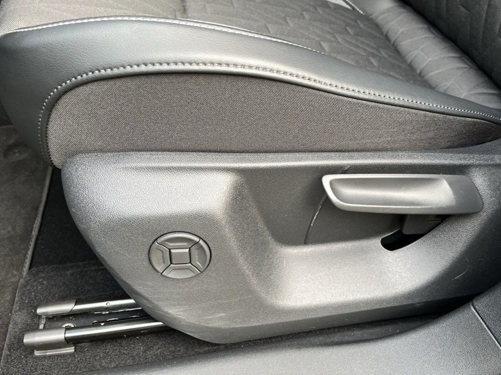 Volkswagen Tiguan – Bild 19