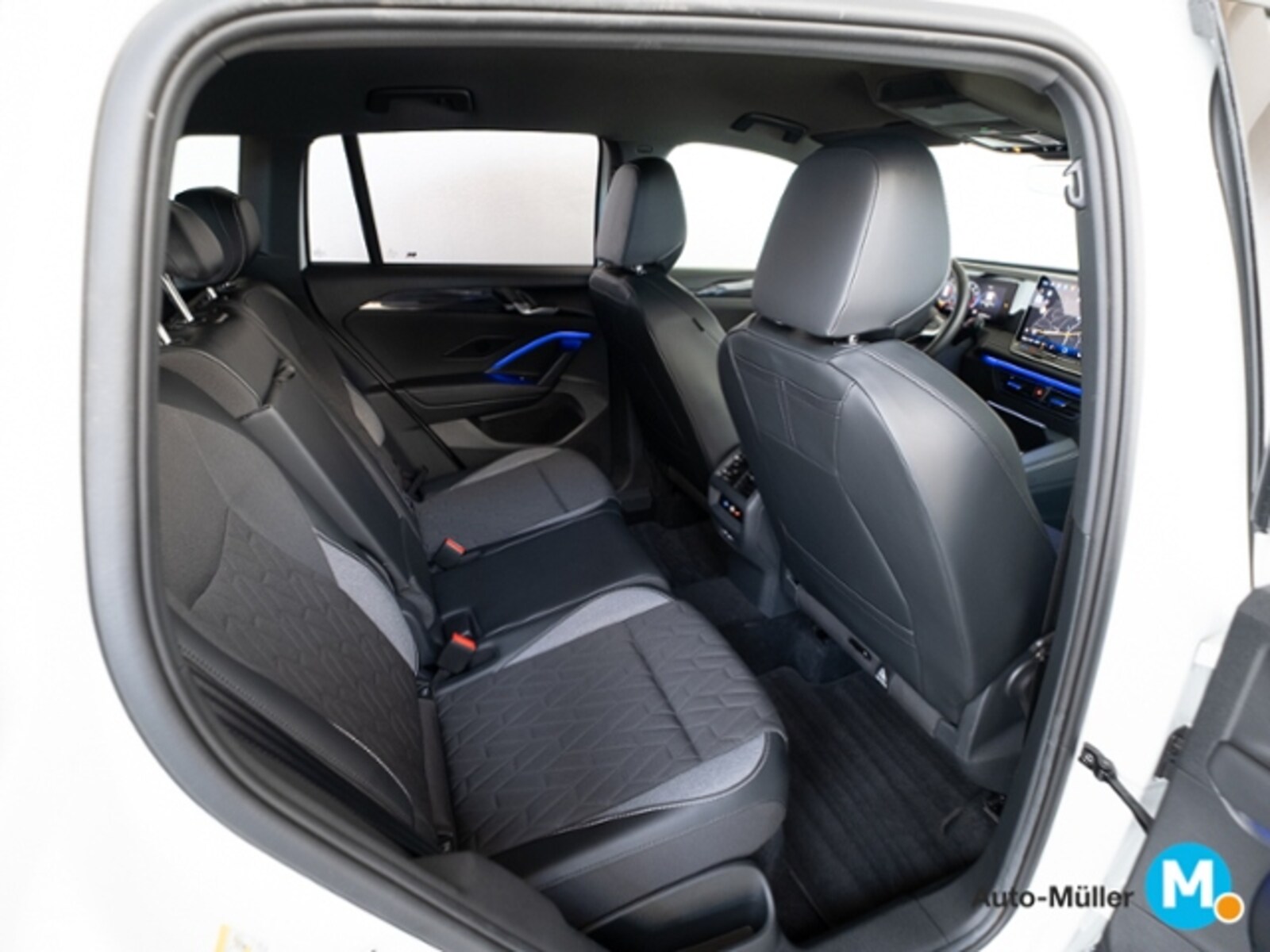 Volkswagen Tiguan – Bild 12