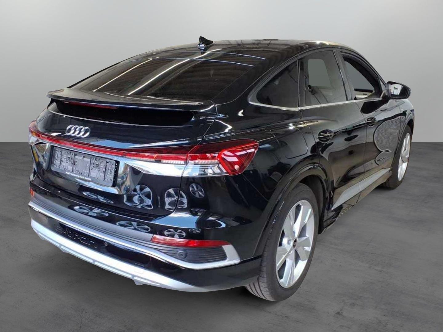 Bild über Audi Q4 Sportback e-tron 40 e-tron - für weitere Informationen kontaktieren Sie den Audi Partner