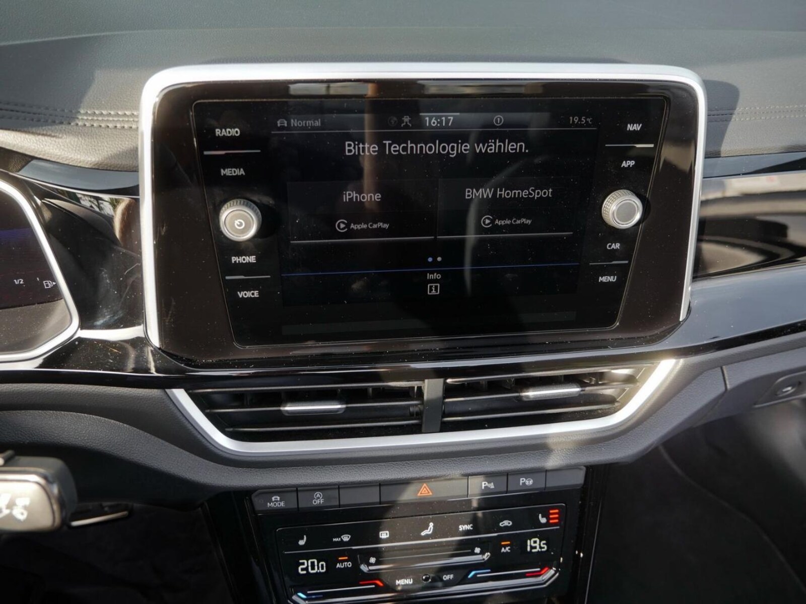 Volkswagen T-Roc Cabriolet – Bild 20