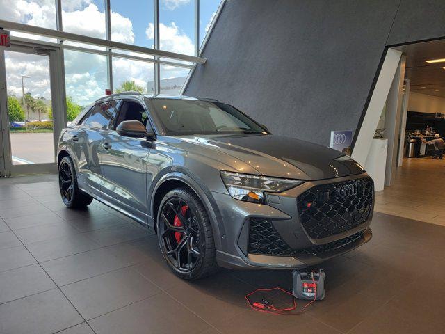 2026 Audi RS Q8 SUV performance