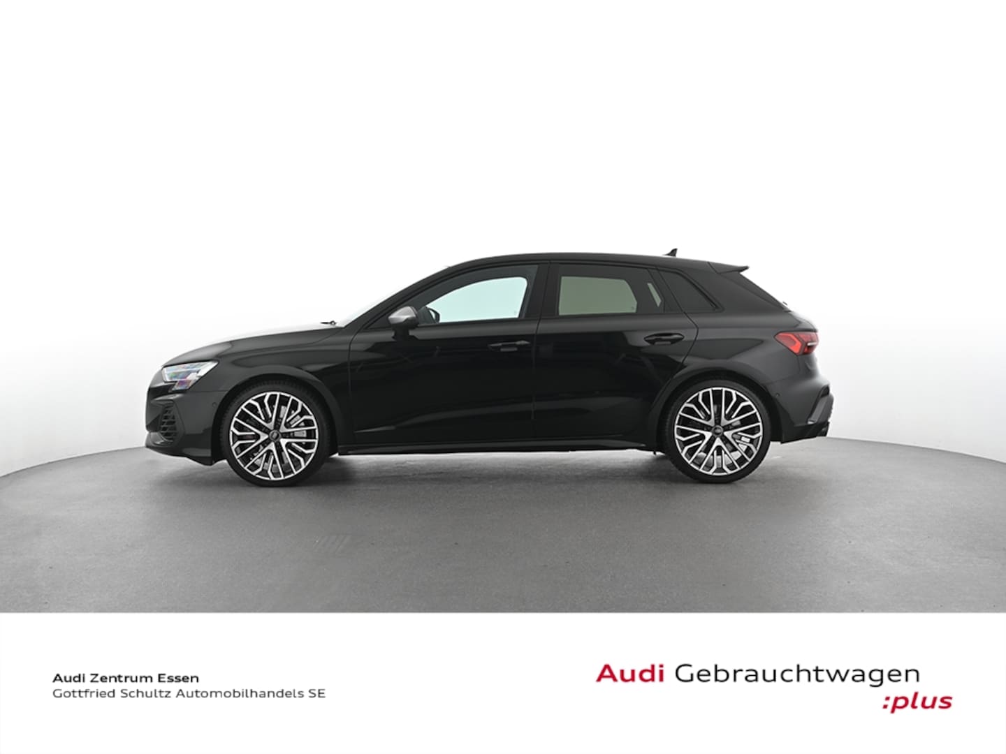 Bild über Audi S3 Sportback TFSI quattro S tronic - für weitere Informationen kontaktieren Sie den Audi Partner