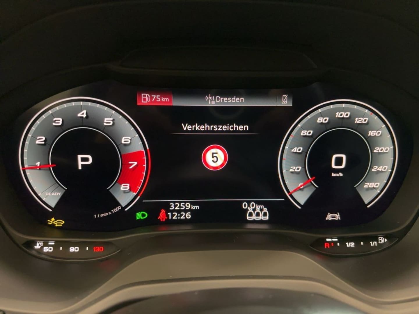 Bild über Audi Q2 advanced 35 TFSI S tronic - für weitere Informationen kontaktieren Sie den Audi Partner