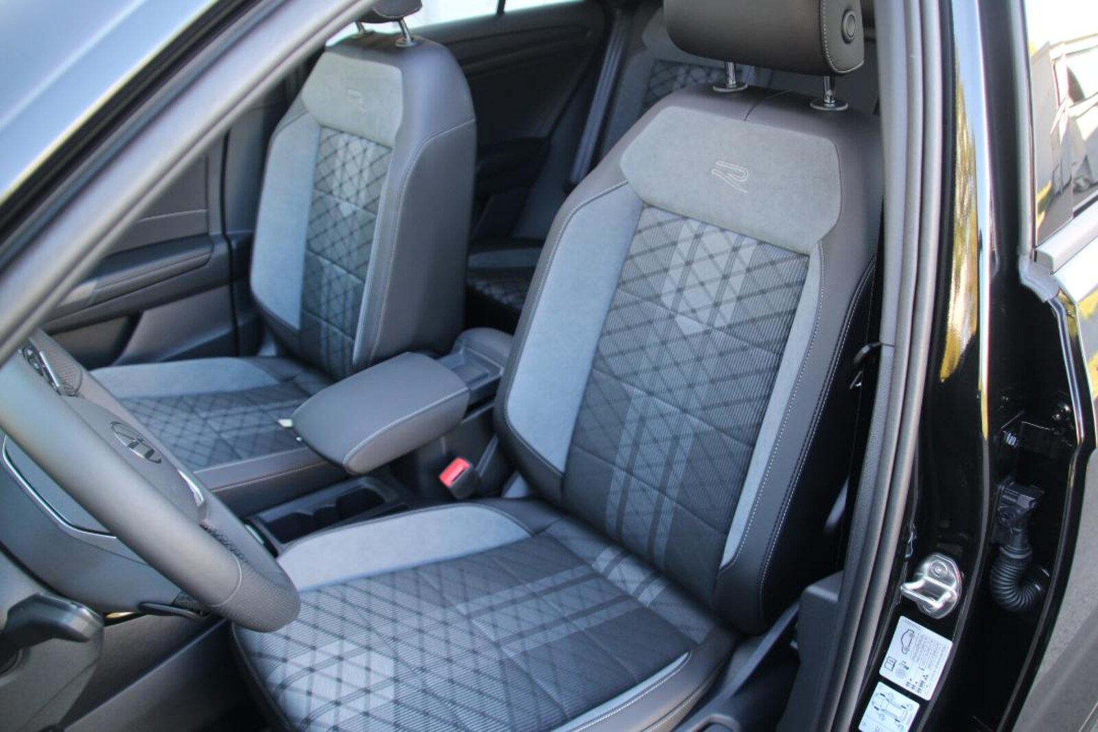 Volkswagen T-Roc – Bild 21