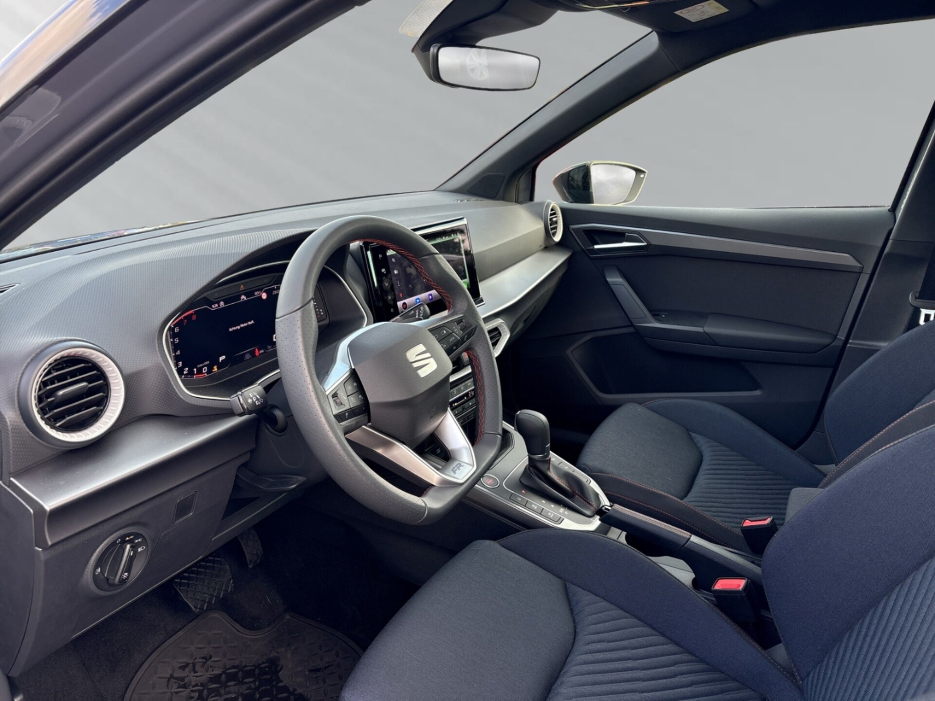 SEAT Arona FR