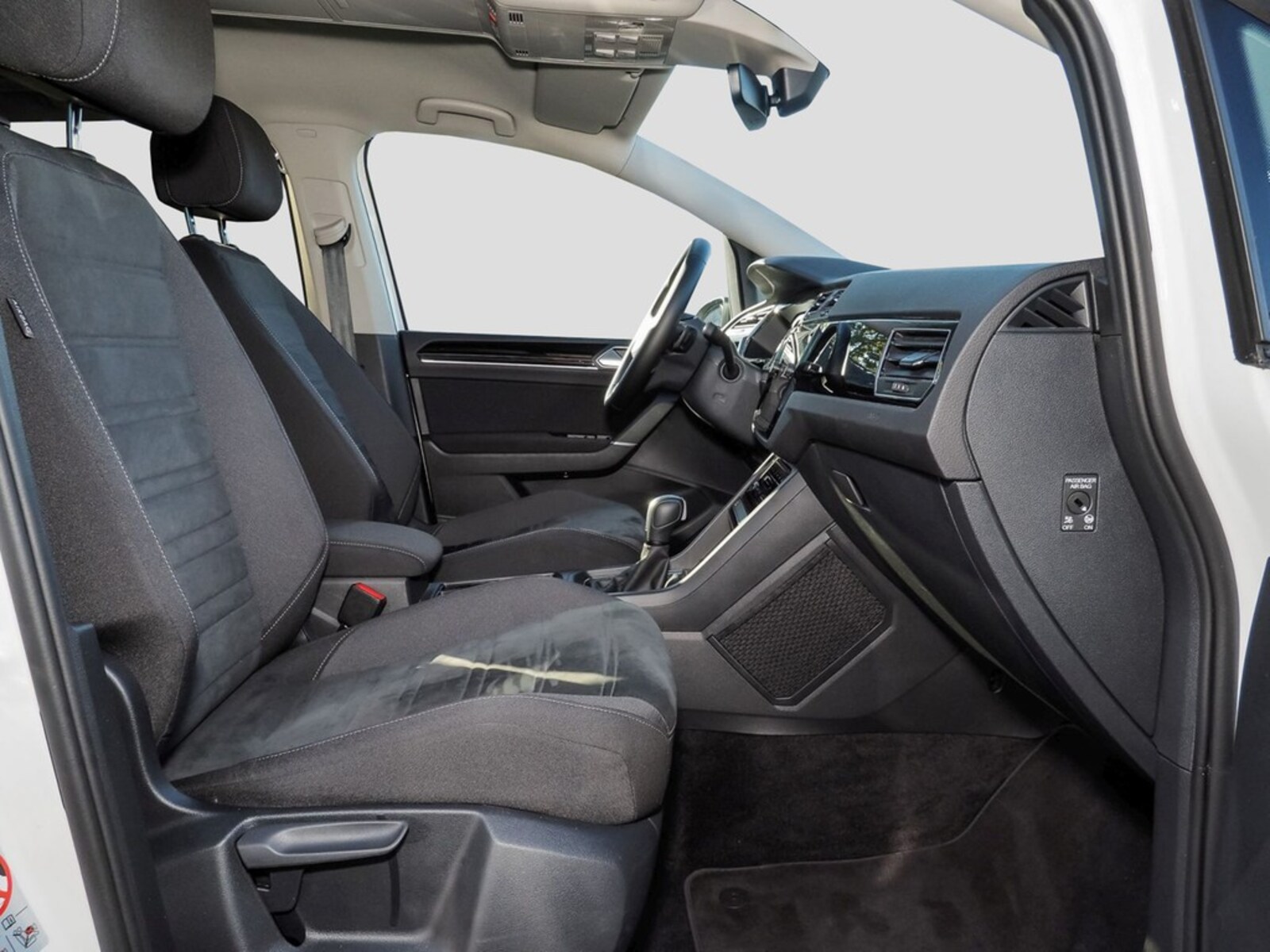 Volkswagen Touran – Bild 8