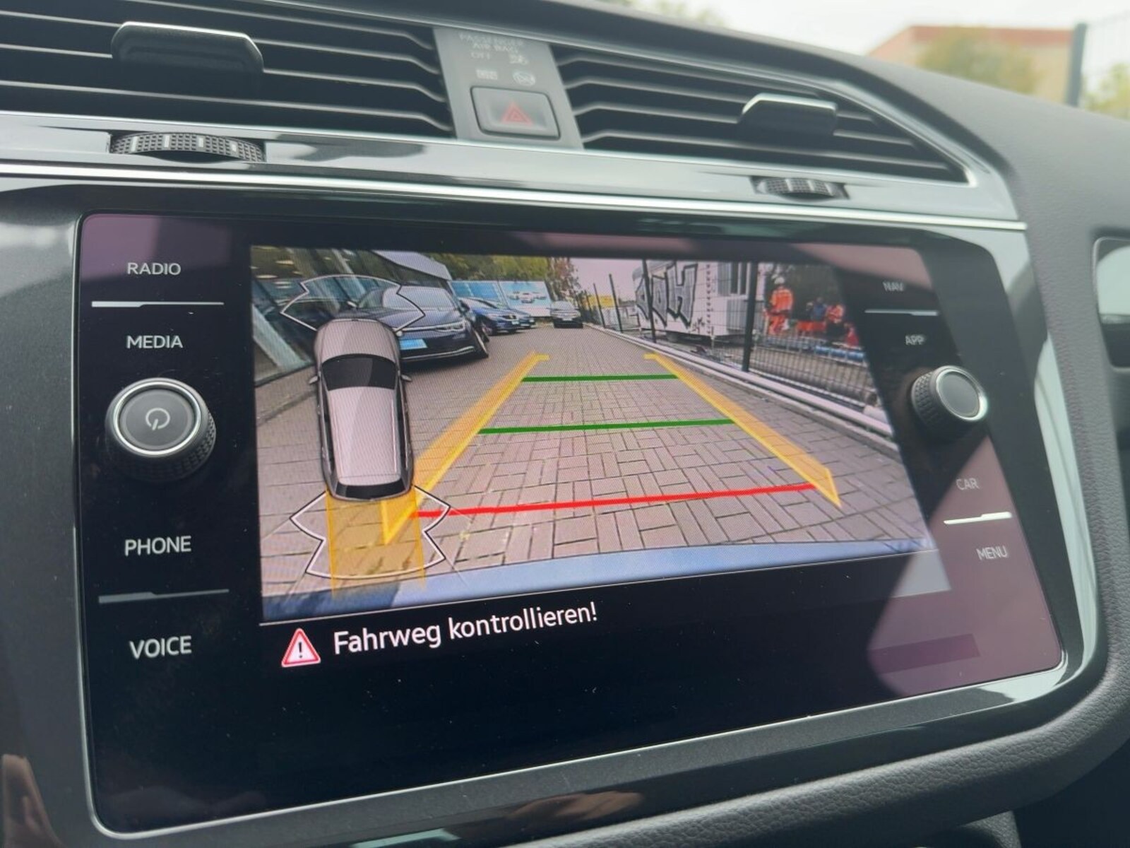 Volkswagen Tiguan – Bild 19