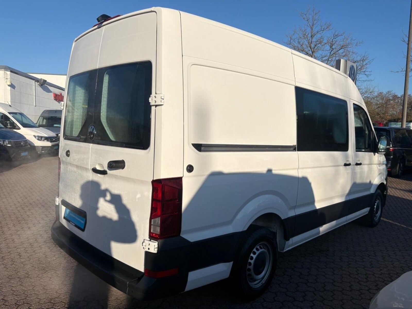 Volkswagen Crafter Kasten mittlerer Radstand – Bild 5
