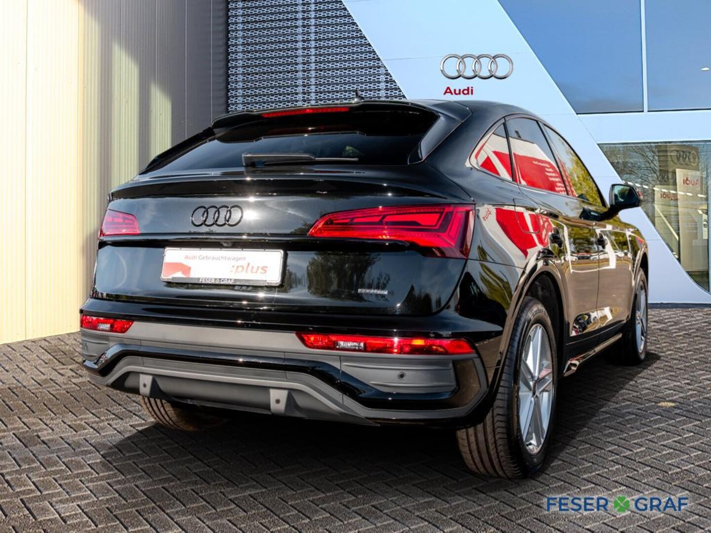 Bild über Audi Q5 Sportback 40 TDI quattro S tronic - für weitere Informationen kontaktieren Sie den Audi Partner