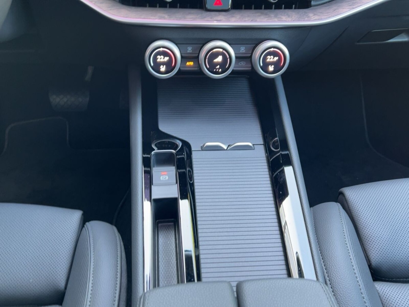 Škoda Superb Combi – Bild 9