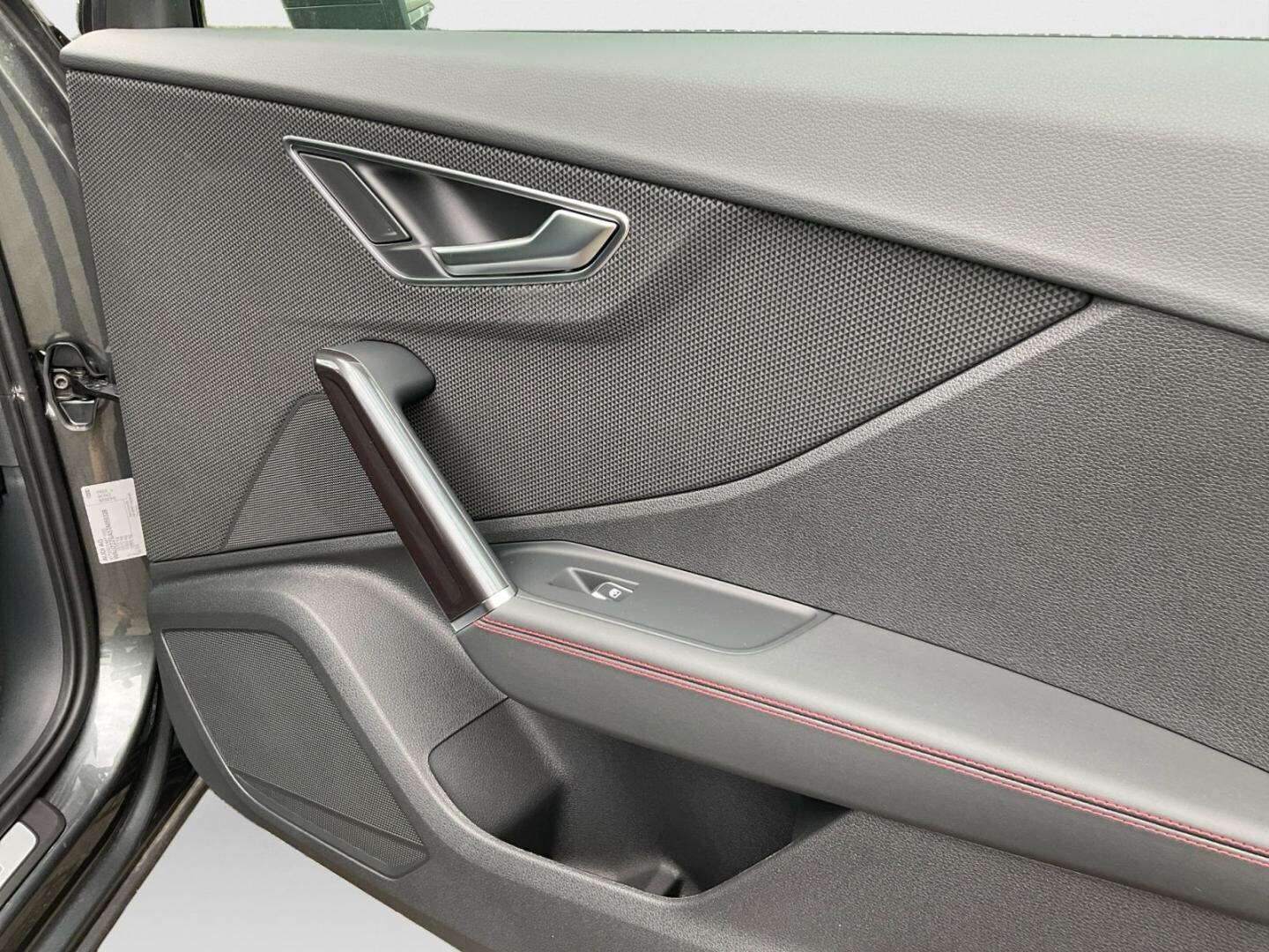 Bild über Audi Q2 S line 35 TFSI S tronic - für weitere Informationen kontaktieren Sie den Audi Partner